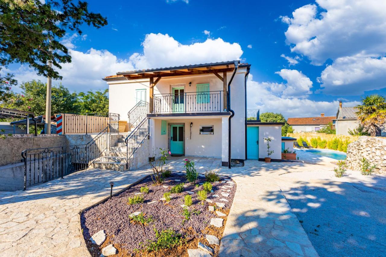 Paesana Heritage House Garica Bagian luar foto